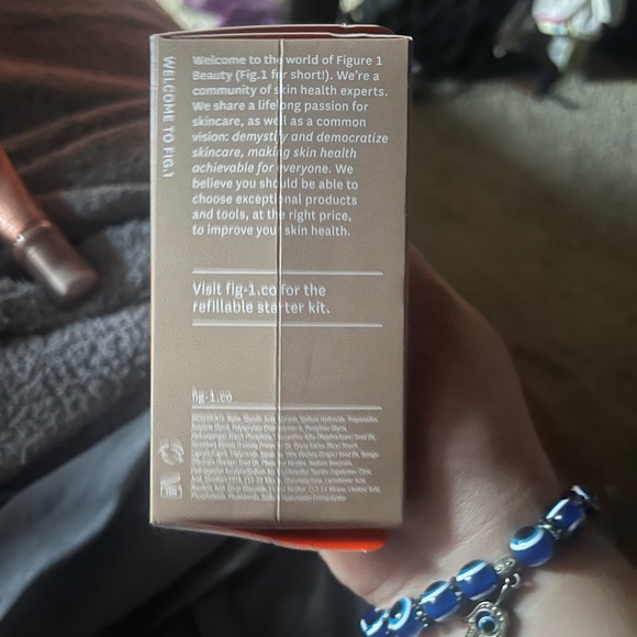 Fig.1 glycolic glow treatment - Picture 3 of 3